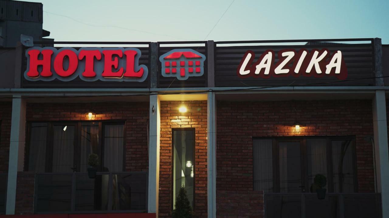 Lazika Hotel Zugdidi Exterior photo